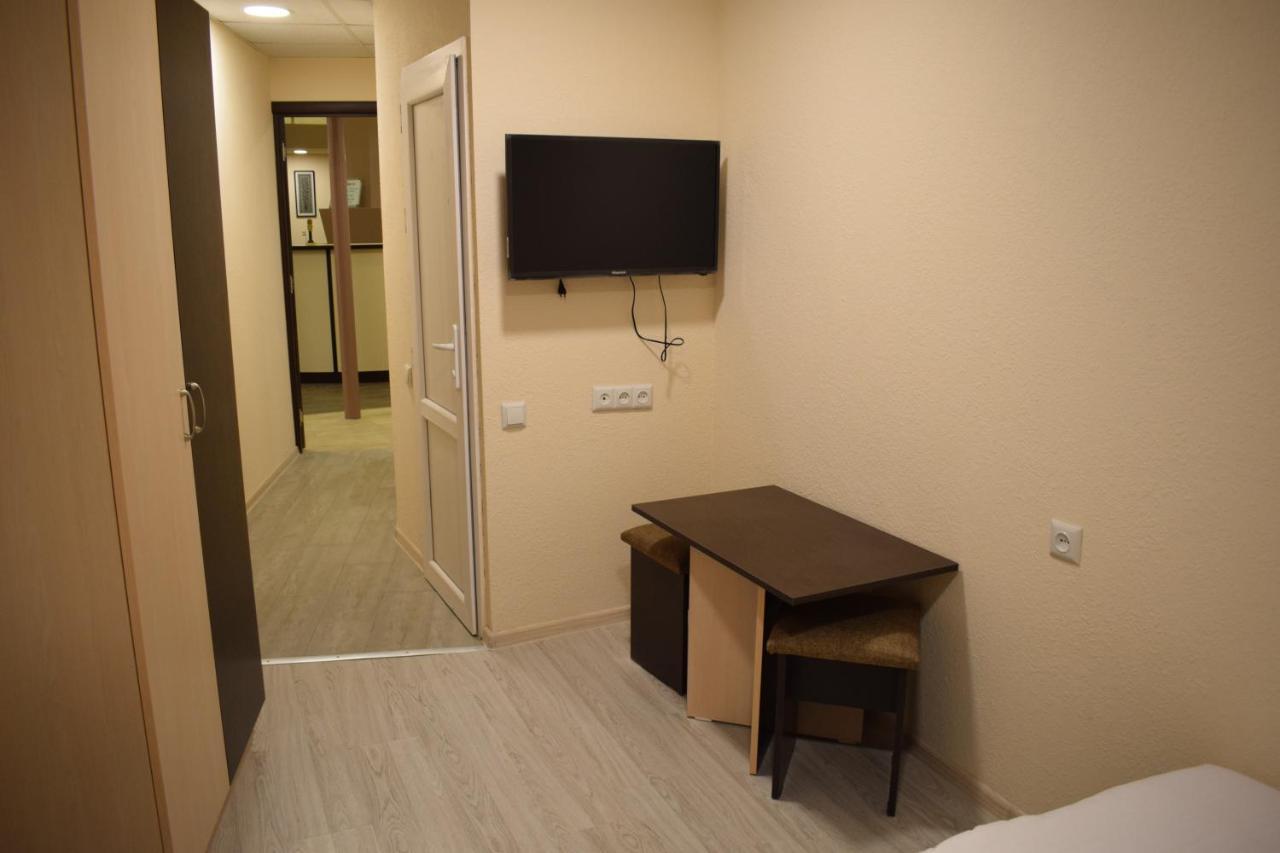 Shree Gopal Gayatri Lok Hotel Yerevan Exterior photo